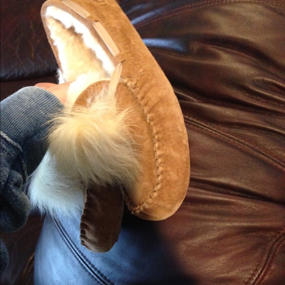 ugg slippers - Picture 4 of 4